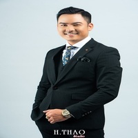 Hoàng  Trinh